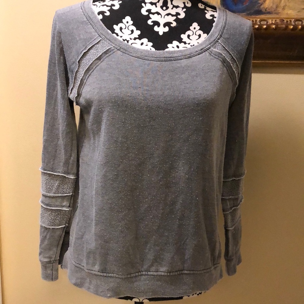 CHA SOR distressed strips soft fuzzy lightweight long-sleeved sweatshirt